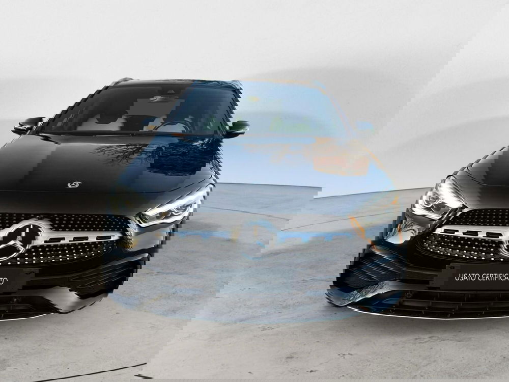 Mercedes-Benz GLA SUV usata a Bari (3)