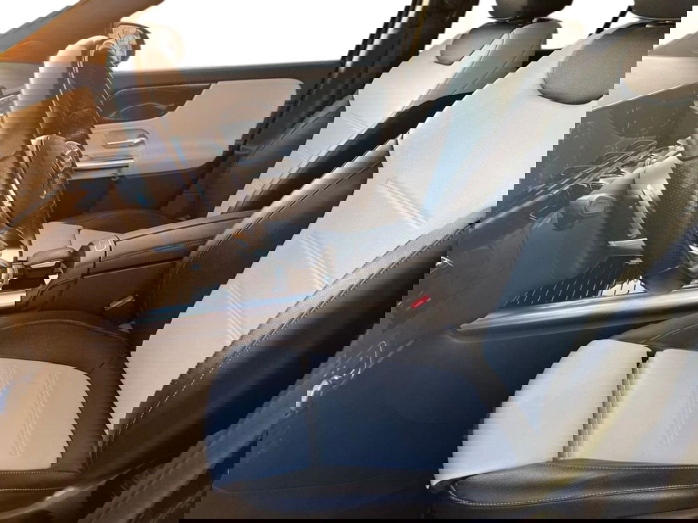 Mercedes-Benz GLA SUV usata a Bari (6)