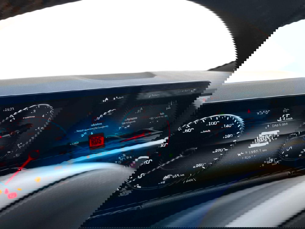 Mercedes-Benz GLA SUV usata a Bari (9)