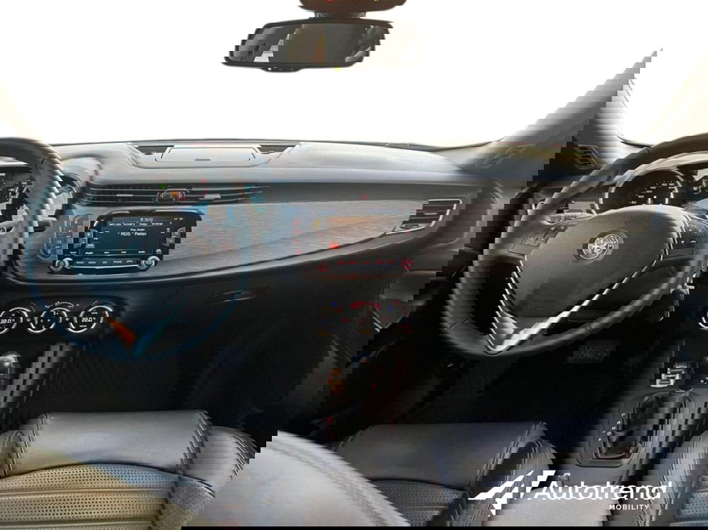 Alfa Romeo Giulietta usata a Bari (7)