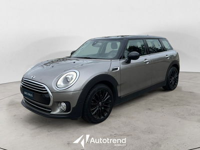 MINI Mini Clubman 2.0 Cooper D Business Clubman Automatica del 2017 usata a Bari