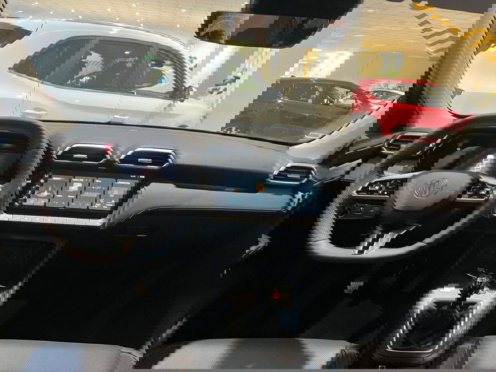 Mg ZS nuova a Milano (17)