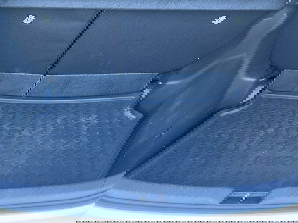 Toyota Yaris usata a Ragusa (7)