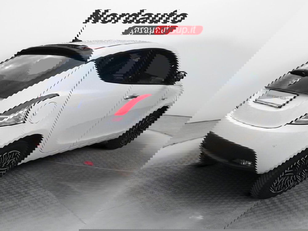 Lancia Ypsilon usata a Treviso (7)