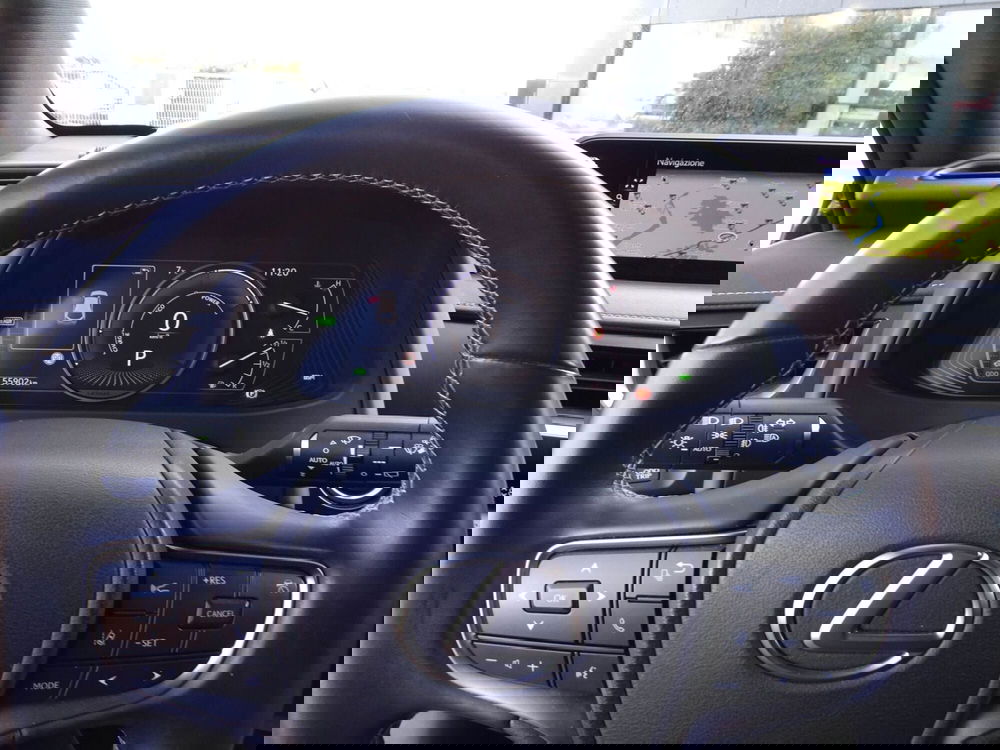 Lexus UX usata a Treviso (14)