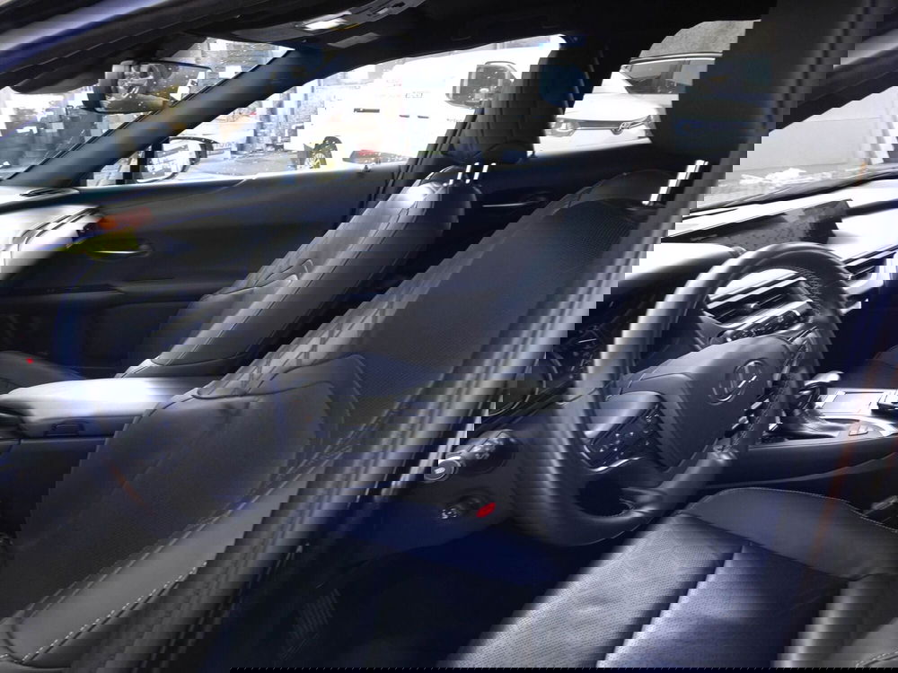 Lexus UX usata a Treviso (9)