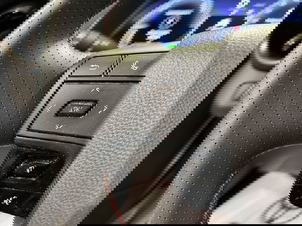 Toyota Toyota C-HR usata a Milano (16)