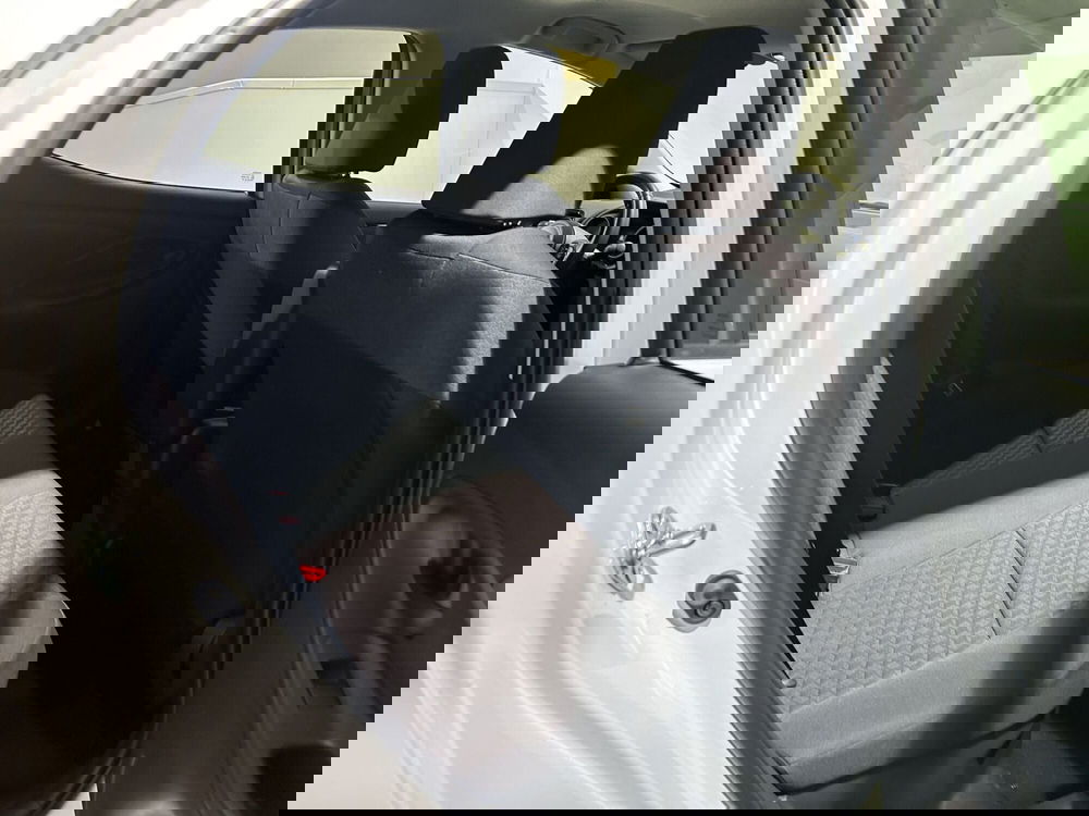 Toyota Yaris usata a Milano (8)