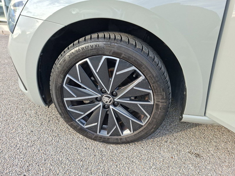 Skoda Scala usata a Ancona (16)