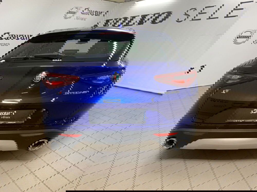 Alfa Romeo Stelvio usata a Ferrara (12)