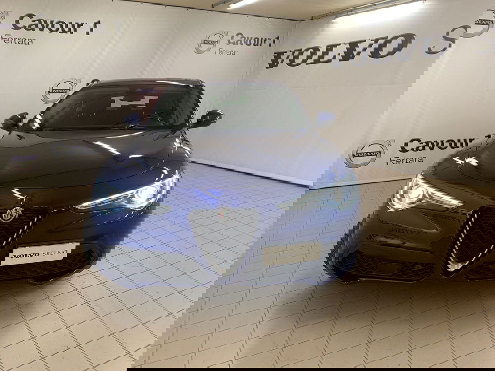 Alfa Romeo Stelvio usata a Ferrara (3)