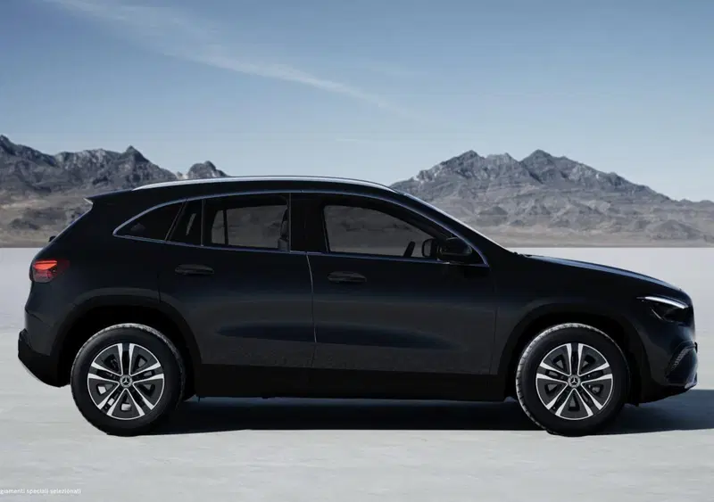 Mercedes-Benz GLA SUV nuova a Bergamo (3)