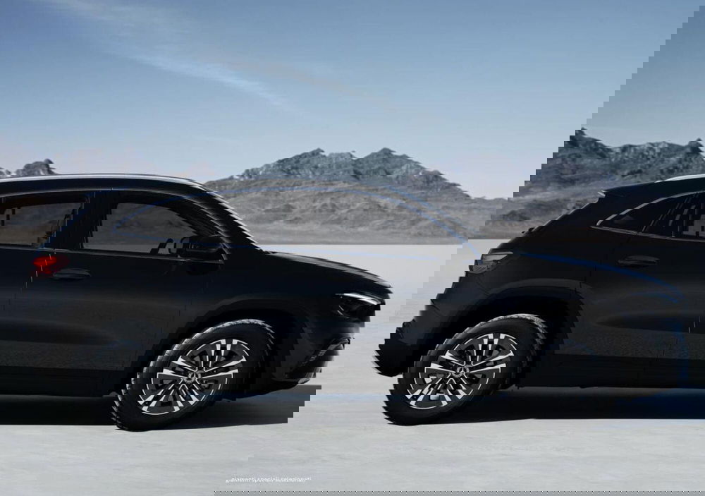 Mercedes-Benz GLA SUV nuova a Bergamo (3)
