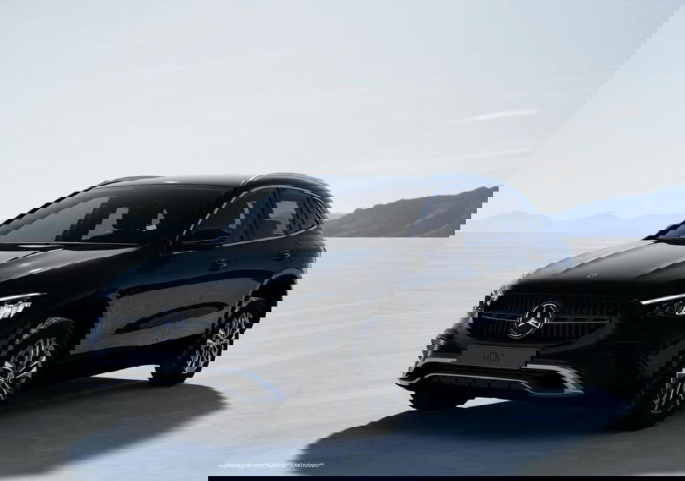 Mercedes-Benz GLA SUV nuova a Bergamo (5)