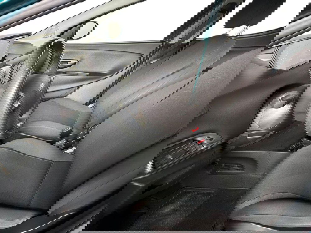 Lancia Ypsilon usata a Bergamo (10)