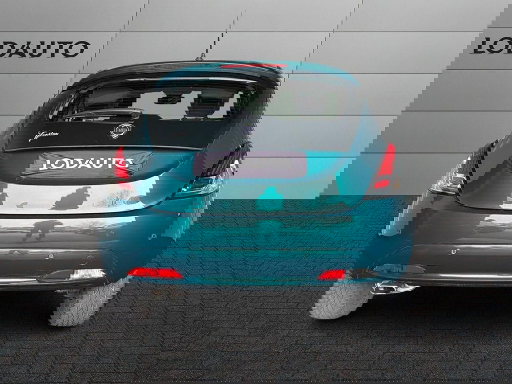 Lancia Ypsilon usata a Bergamo (4)