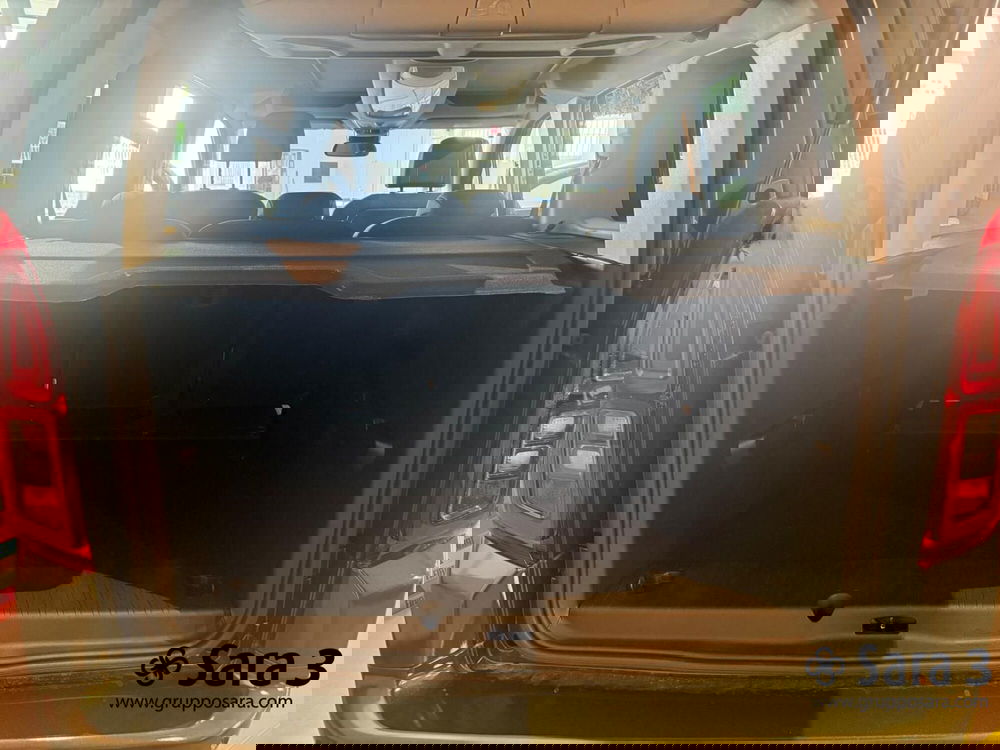 Fiat Doblò nuova a Benevento (16)