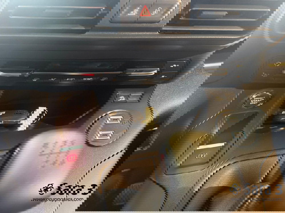 Fiat Doblò nuova a Benevento (8)