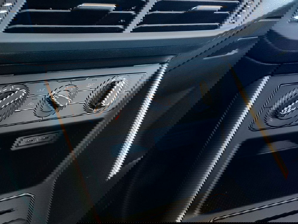 Volkswagen Taigo usata a Palermo (15)