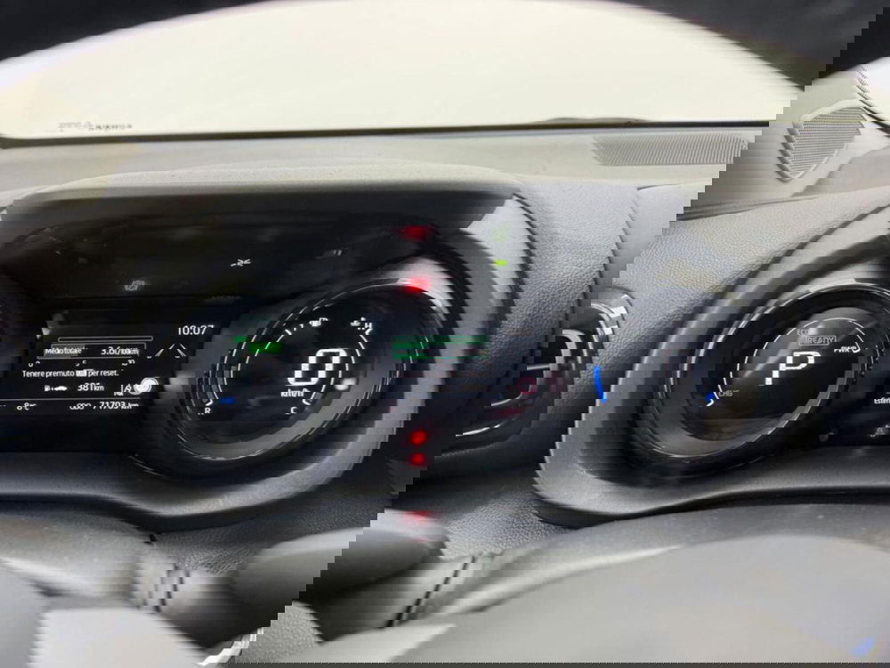 Mazda Mazda2 Hybrid usata a Como (12)