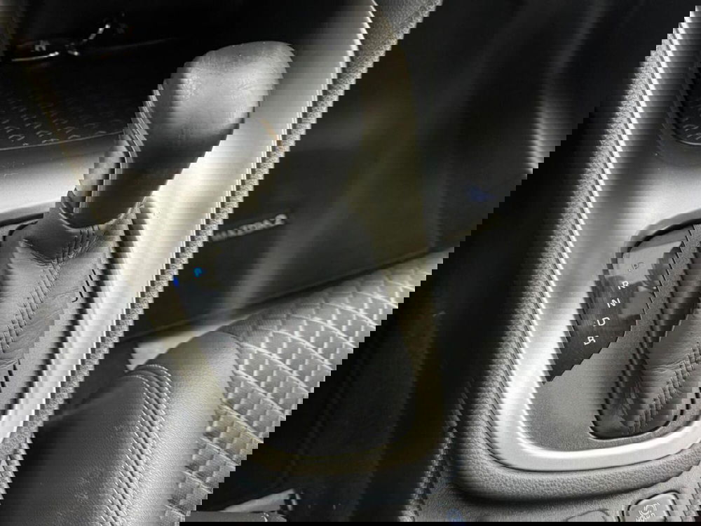 Mazda Mazda2 Hybrid usata a Como (17)