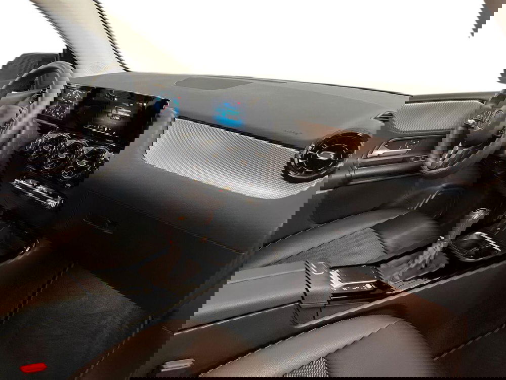 Mercedes-Benz Classe B usata a Lecce (9)