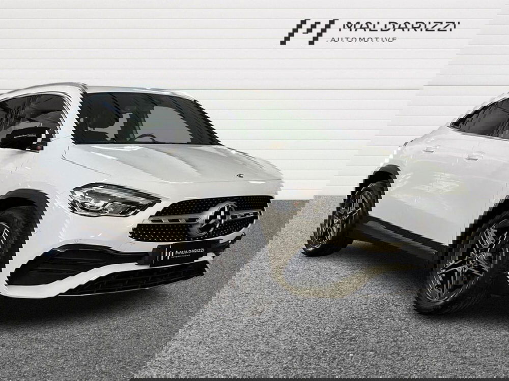 Mercedes-Benz GLA SUV usata a Lecce