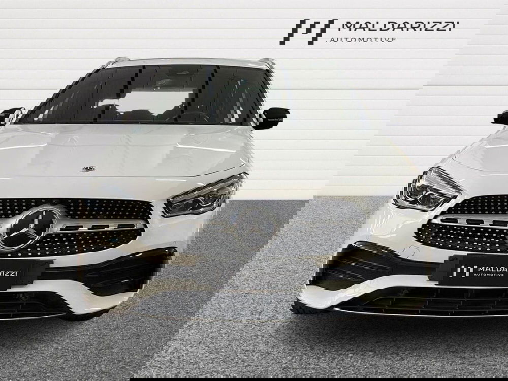 Mercedes-Benz GLA SUV usata a Lecce (2)