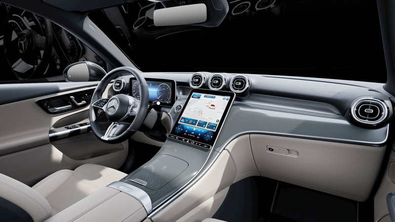 Mercedes-Benz GLC nuova a Milano (5)