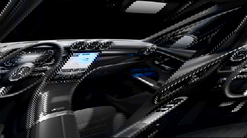 Mercedes-Benz GLC nuova a Milano (5)