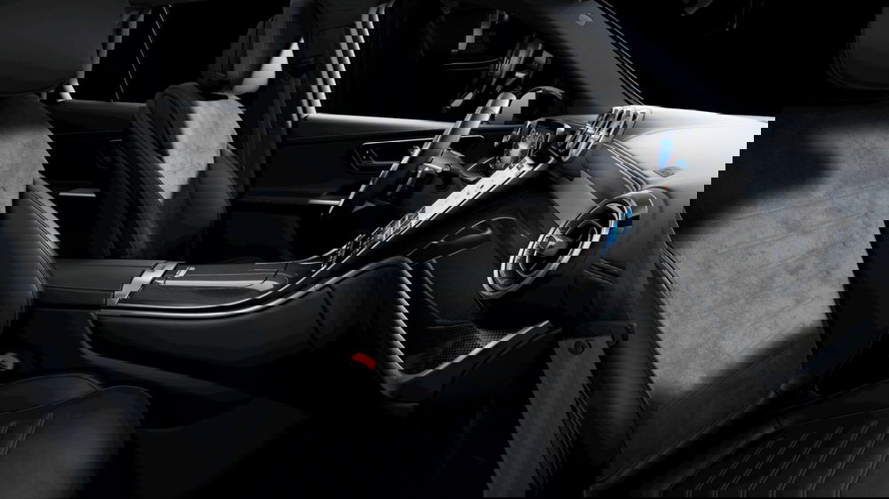 Mercedes-Benz GLC nuova a Milano (6)