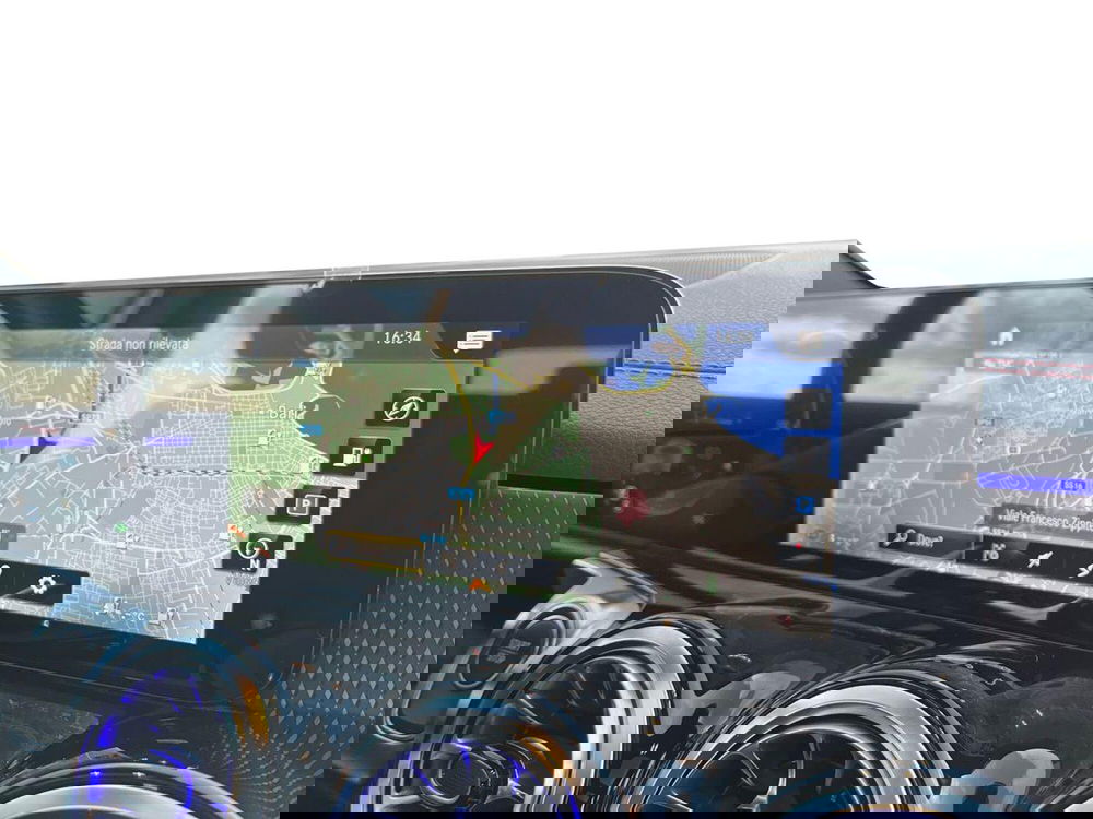 Mercedes-Benz EQB usata a Bari (12)