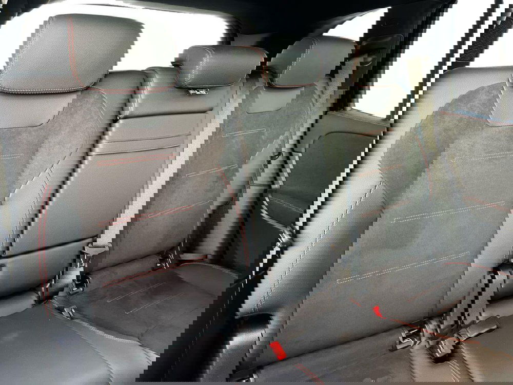 Mercedes-Benz EQB usata a Bari (16)