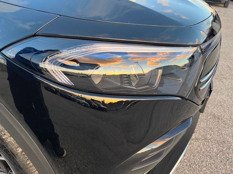 Mercedes-Benz EQB usata a Bari (7)