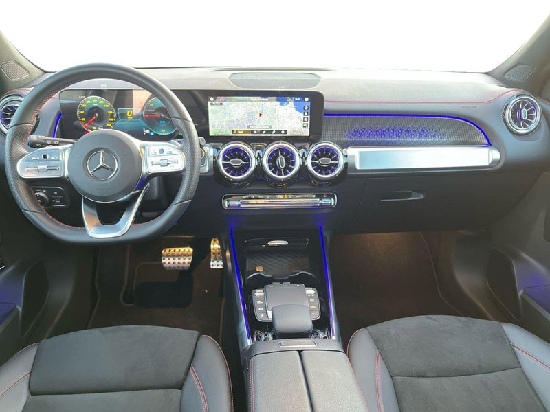 Mercedes-Benz EQB usata a Bari (9)