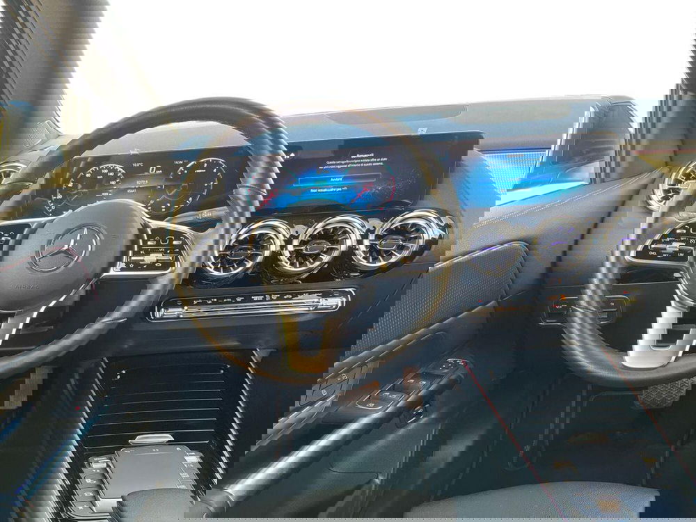 Mercedes-Benz GLA SUV usata a Bari (11)