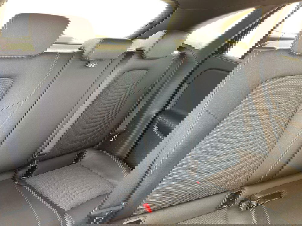 Mercedes-Benz GLA SUV usata a Bari (16)