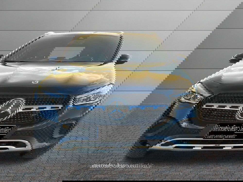 Mercedes-Benz GLA SUV usata a Bari (3)