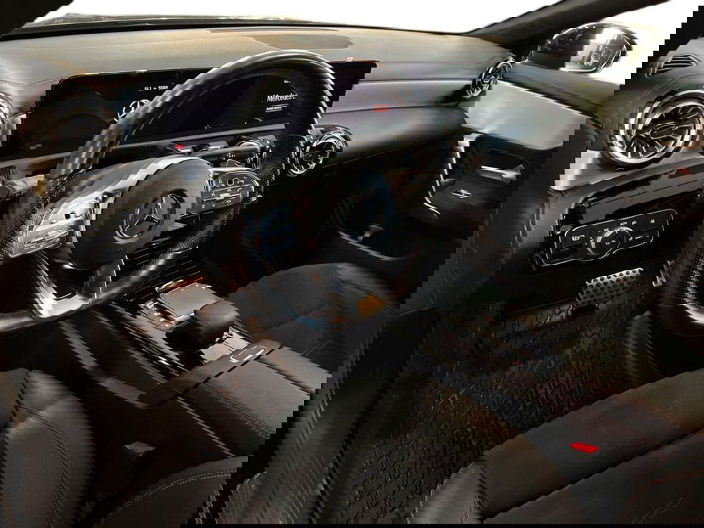 Mercedes-Benz CLA usata a Bari (10)