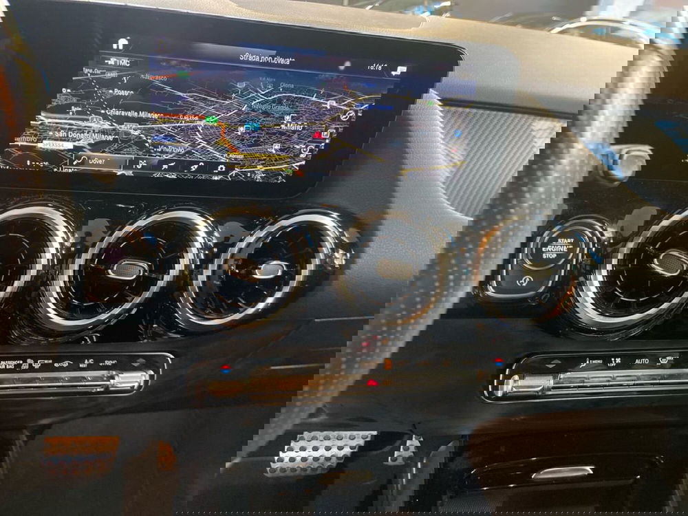 Mercedes-Benz GLA SUV usata a Milano (14)