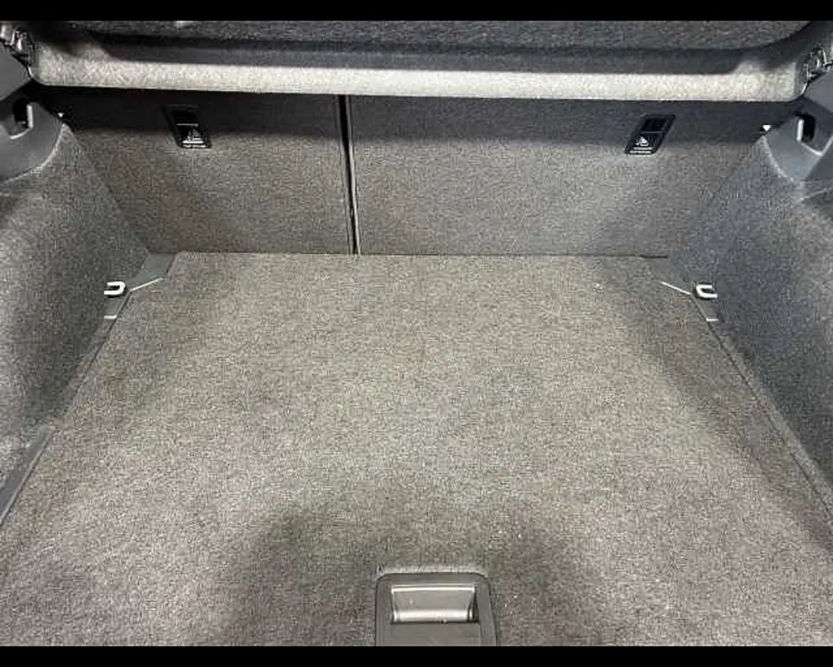 Volkswagen Taigo usata a Roma (10)