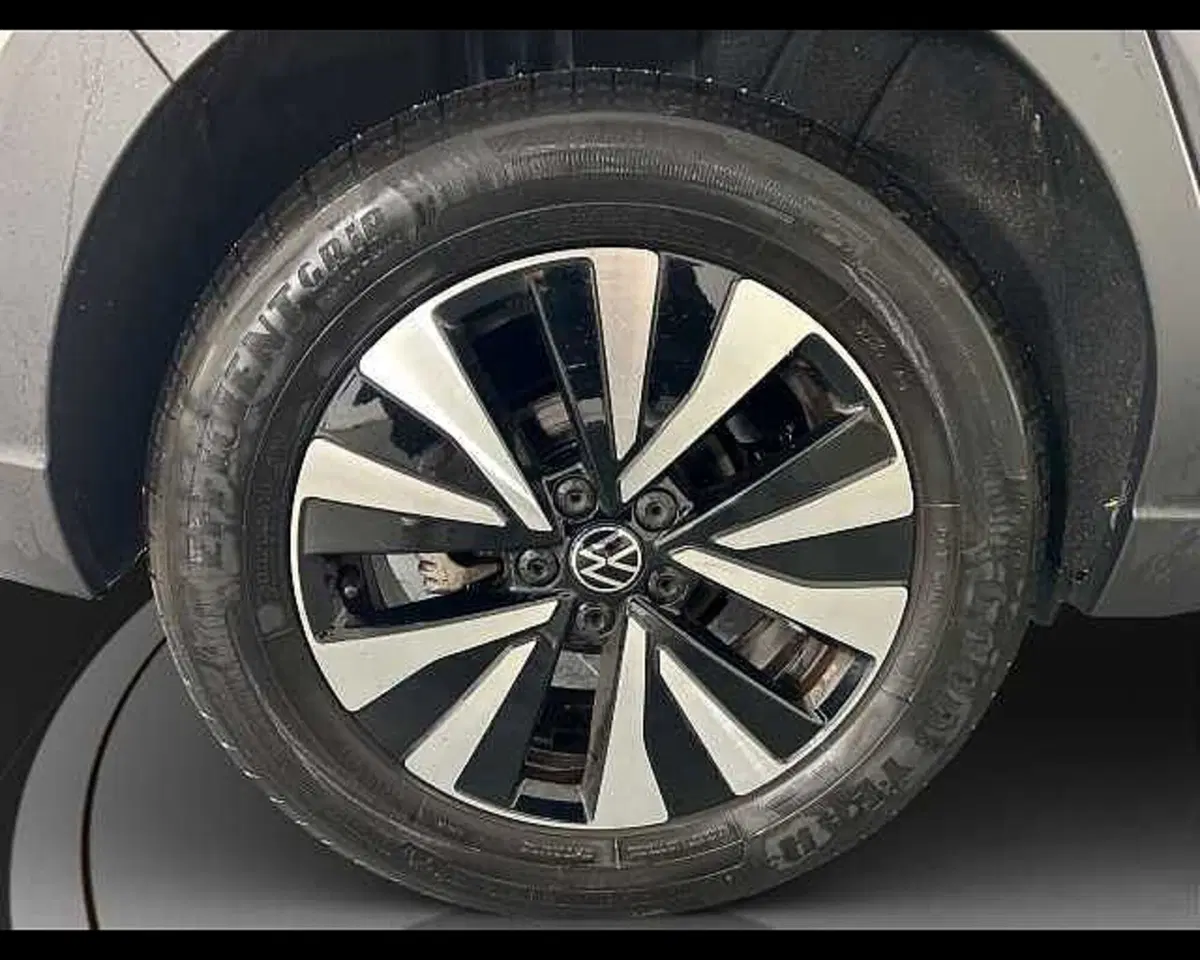 Volkswagen Taigo usata a Roma (11)