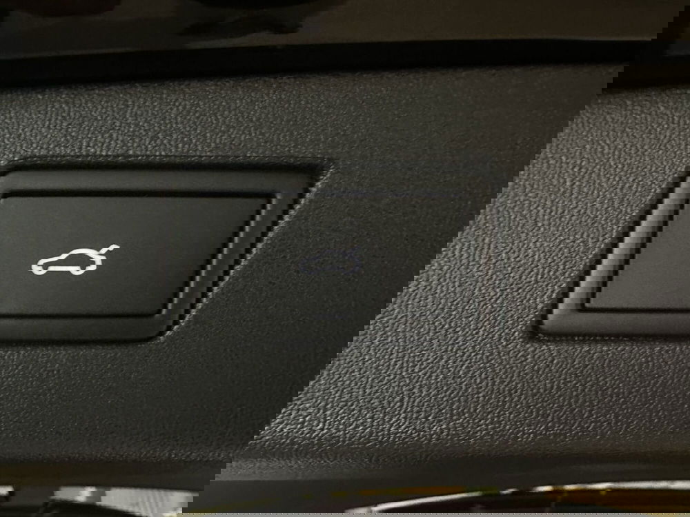 Volkswagen Tiguan nuova a Padova (15)