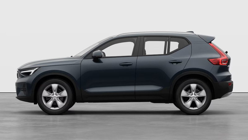 Volvo XC40 nuova a Como (2)