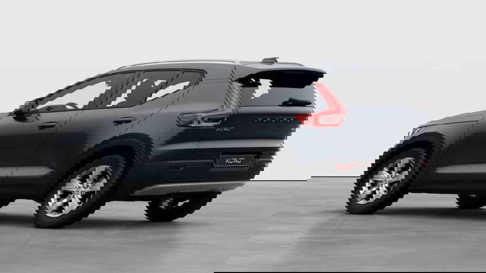 Volvo XC40 nuova a Como (3)