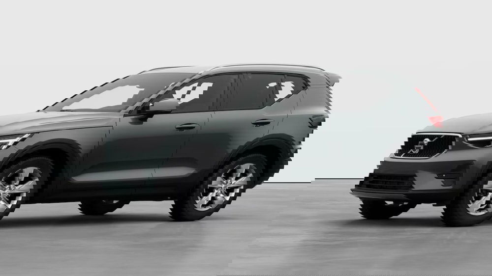Volvo XC40 nuova a Como