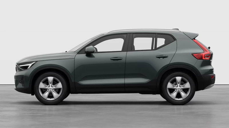 Volvo XC40 nuova a Como (4)