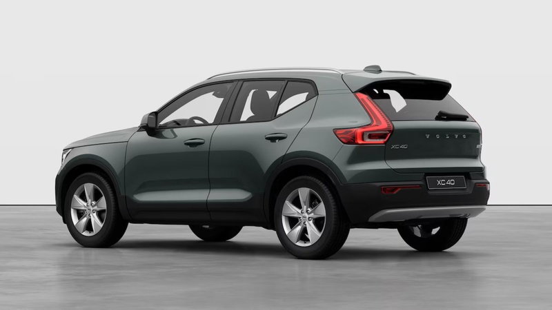 Volvo XC40 nuova a Como (5)