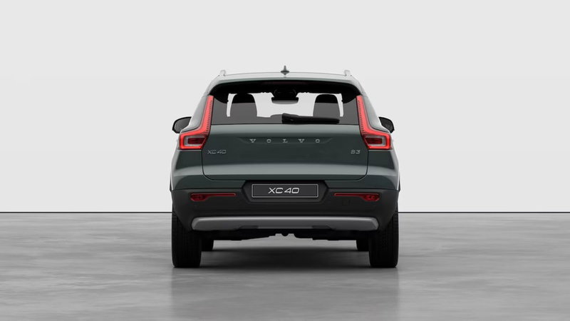 Volvo XC40 nuova a Como (6)