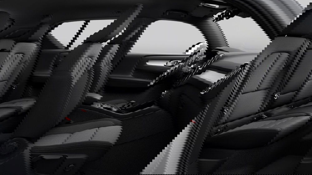 Volvo XC40 nuova a Como (9)